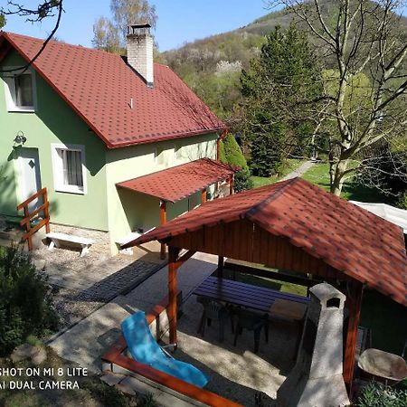 Chata Lazne Evzenie กลาชเตเรซ นาด โอห์รี ภายนอก รูปภาพ